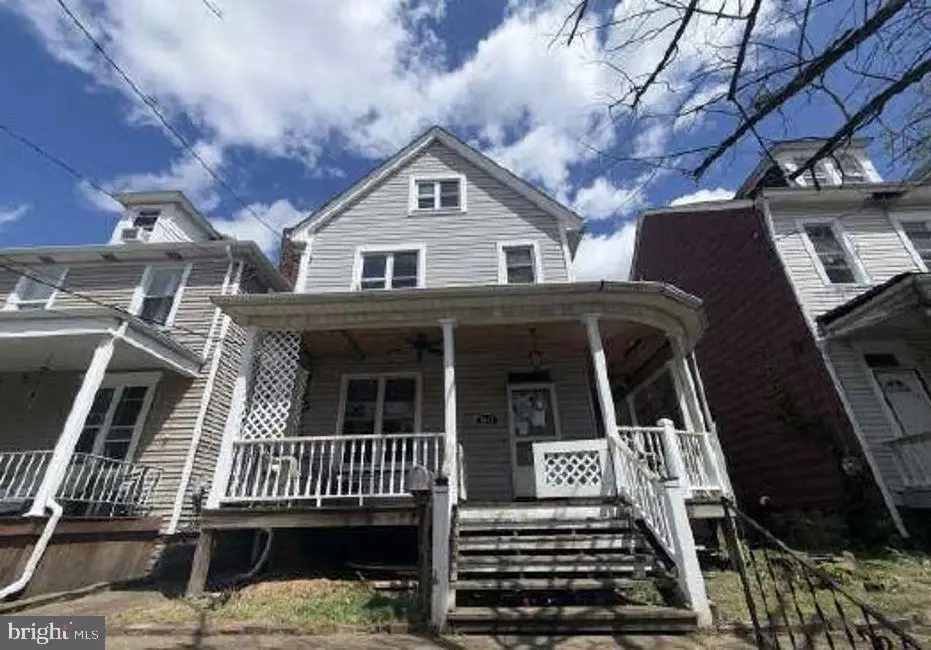 3042 Glen Mawr St, Pittsburgh, PA 15204 - #1