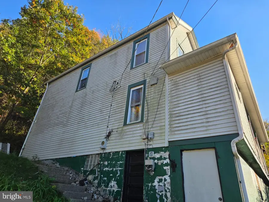 3 Wheeling St, Pittsburgh, PA 15207 - #3