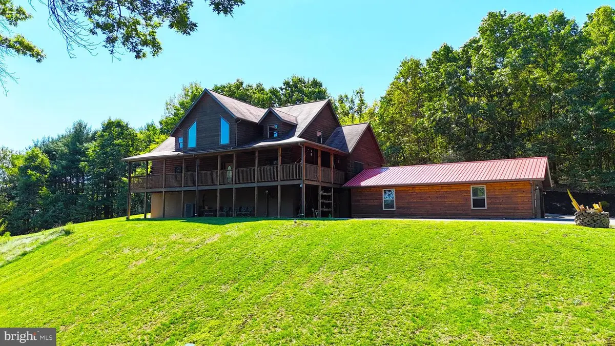 231 Ridgewood Drive, New Paris, PA 15554 - Image #1