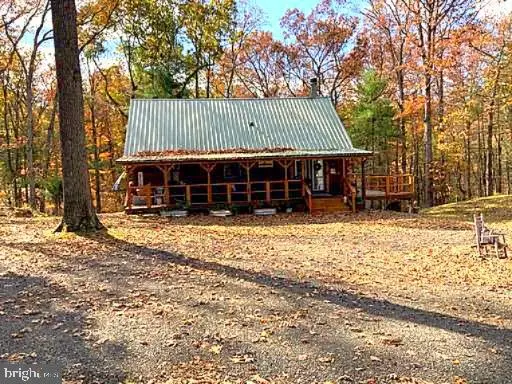 216 Cove St, Everett, PA 15537 - Image #1