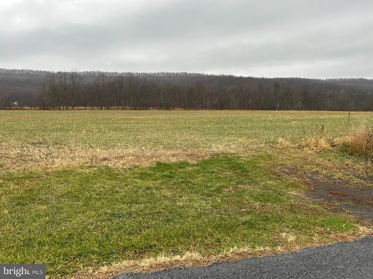 1407 Centennial Rd, Bedford, PA 15522 - Image #1