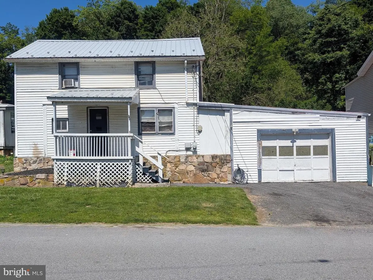 423 Hollars Ext, Everett, PA 15537 - #1