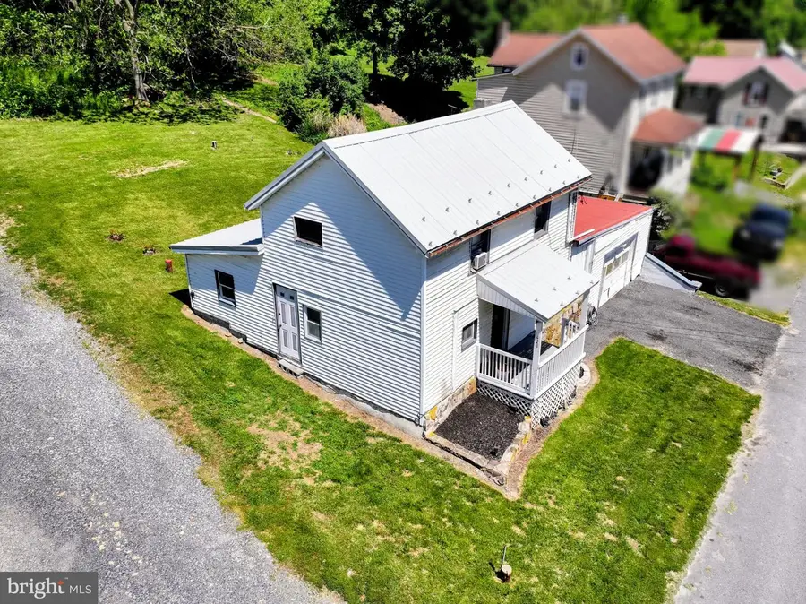 423 Hollars Ext, Everett, PA 15537 - #2