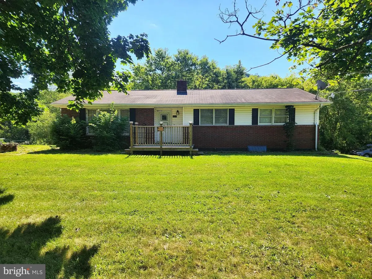 3290 Bedford Valley Road, Bedford, PA 15522 - #1