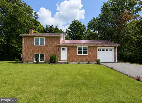 2242 Hyndman Rd, HYNDMAN, PA 15545