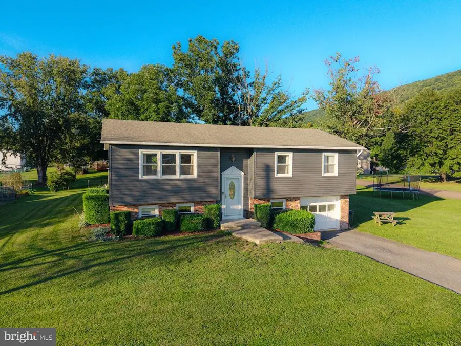 275 Market St, Hyndman, PA 15545 - #2
