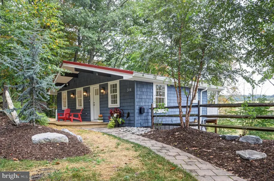 314 Mt View Ln, Lenhartsville, PA 19534 - Image #3