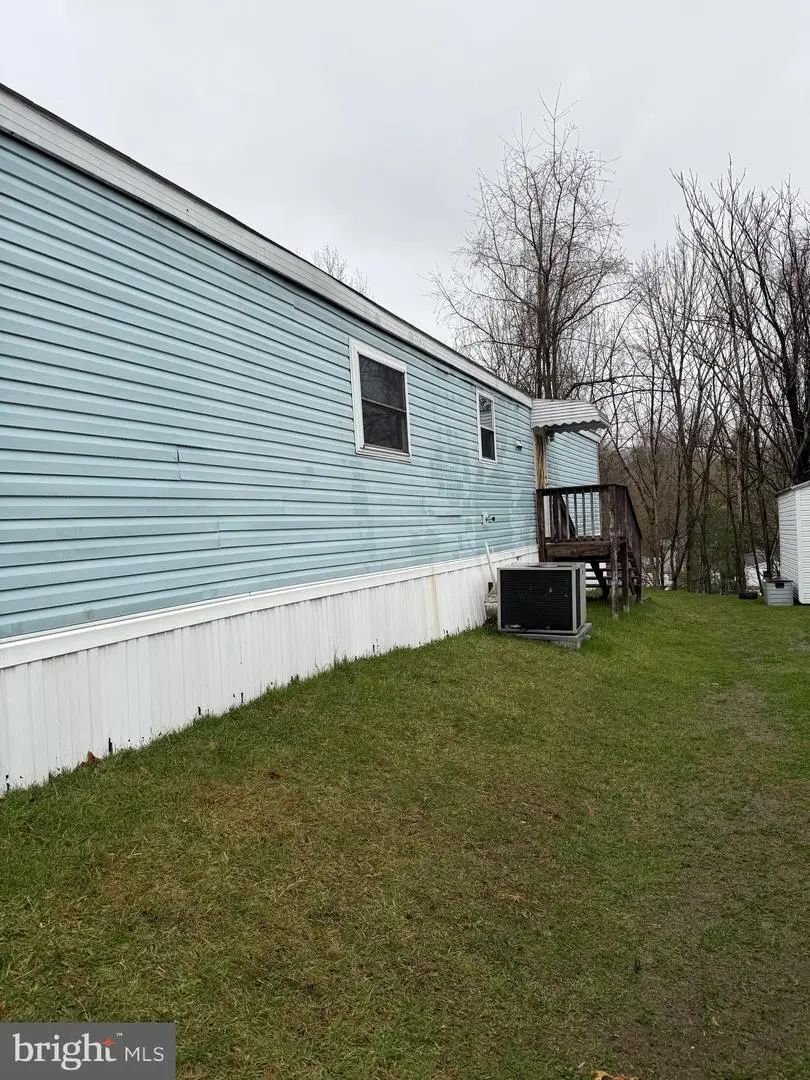 317 Ashford Ln, Hereford, PA 18056 - Image #2