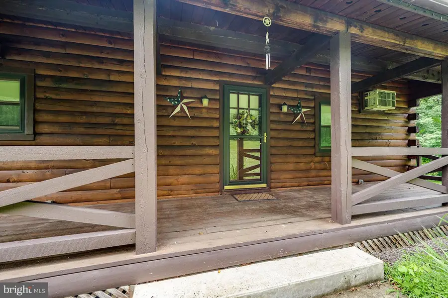 24 Forge Rd, Womelsdorf, PA 19567 - Image #3