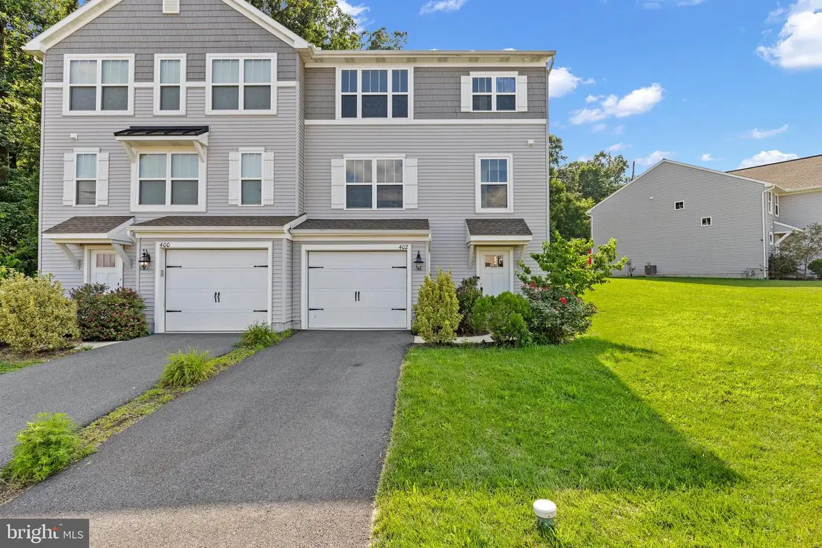 402 Smokering Dr, Robesonia, PA 19551 - Image #1