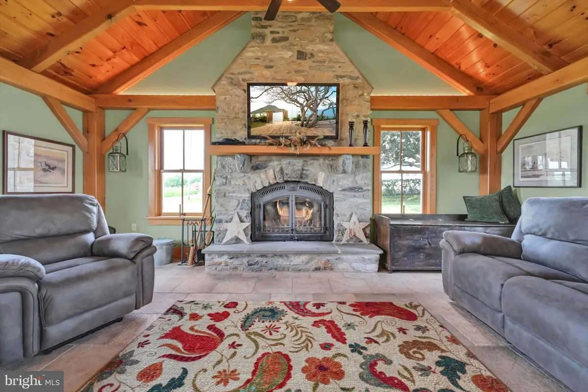 97 S Kemp Rd, Kutztown, PA 19530 - Image #1