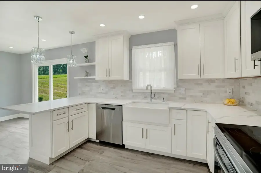 660 Onyx Cave Rd, Hamburg, PA 19526 - Image #2