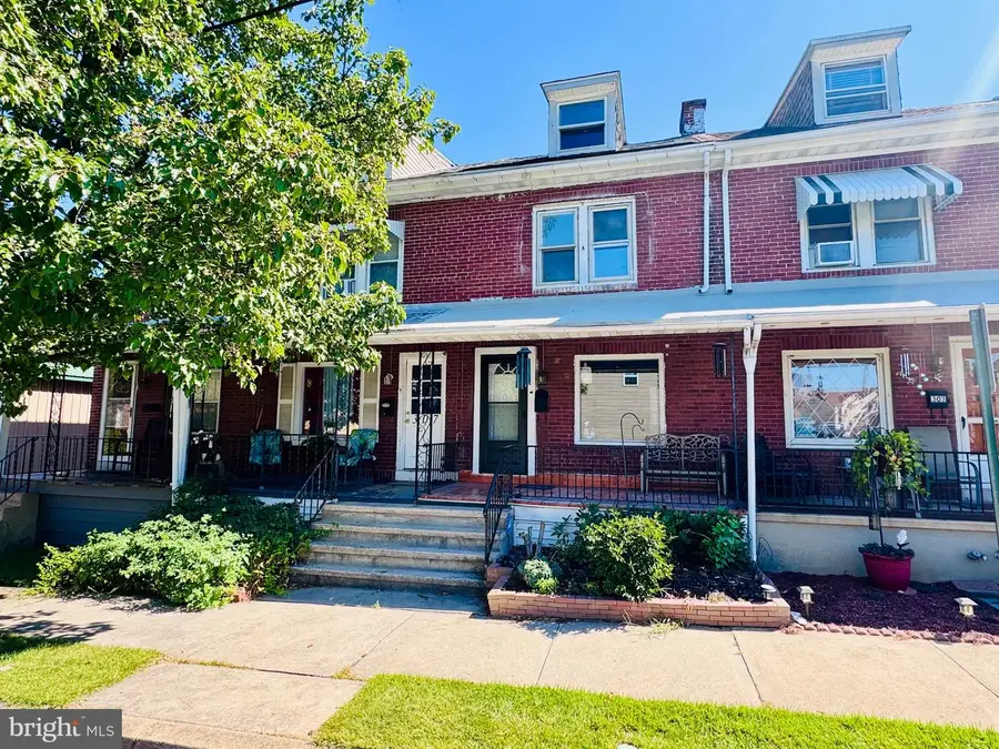 305 Tulpehocken Ave, West Reading, PA 19611 - Image #2