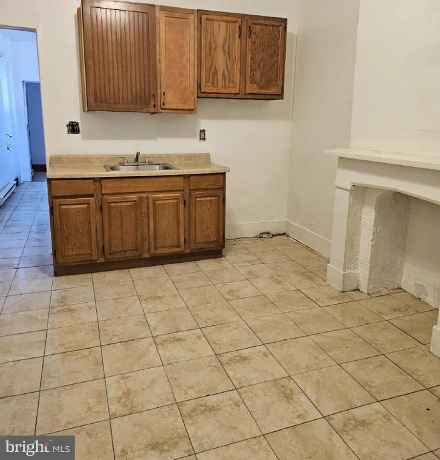 321 N 6th St, Reading, PA 19601 - Image #3