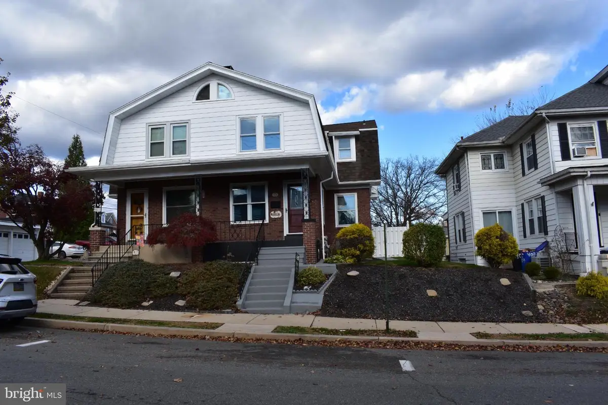 409 Walnut St, West Reading, PA 19611 - Image #1