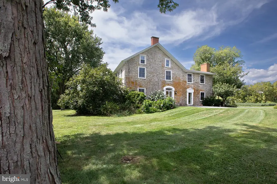 385 Albright Rd, Kutztown, PA 19530 - Image #2