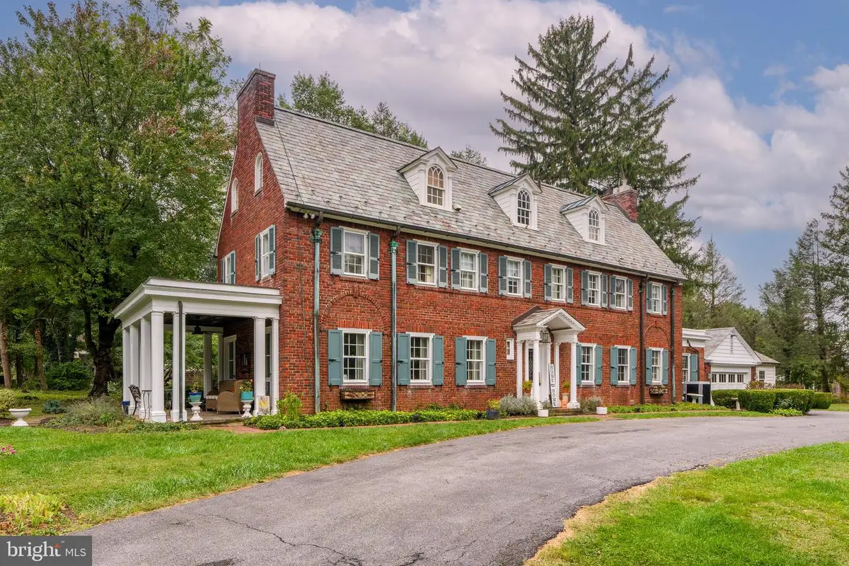 407 N Tulpehocken Rd, Reading, PA 19601 - #1