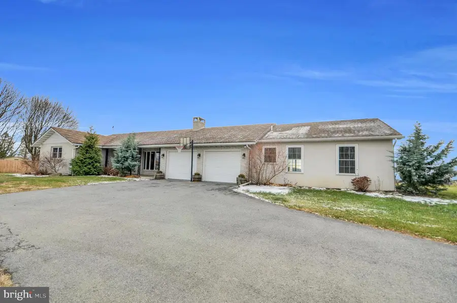 221 Hartman Rd, Reading, PA 19606 - Image #3