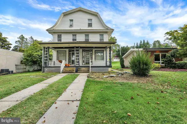 1276 Penn Avenue, WYOMISSING, PA 19610