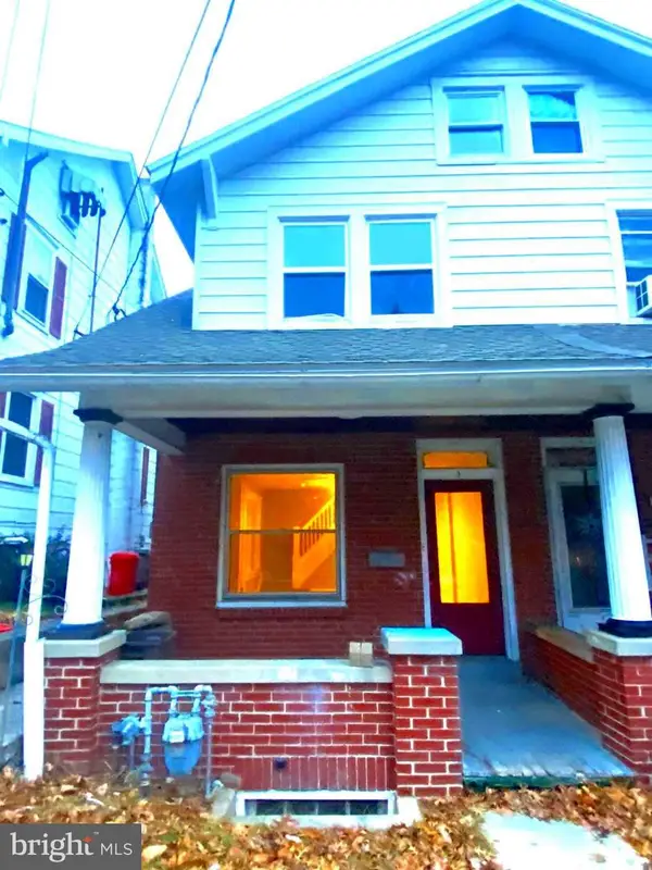 3 Monroe St, MOHNTON, PA 19540