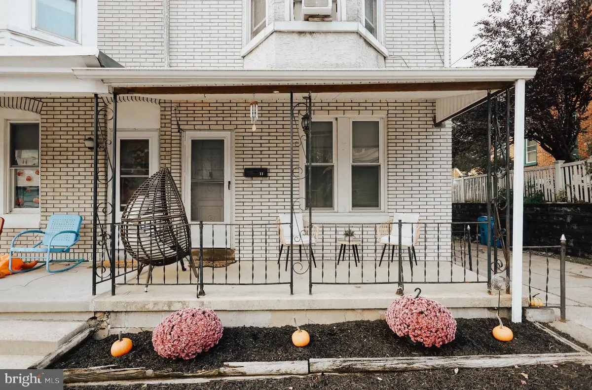 11 Seminary Ave, Reading, PA 19605 - Image #1