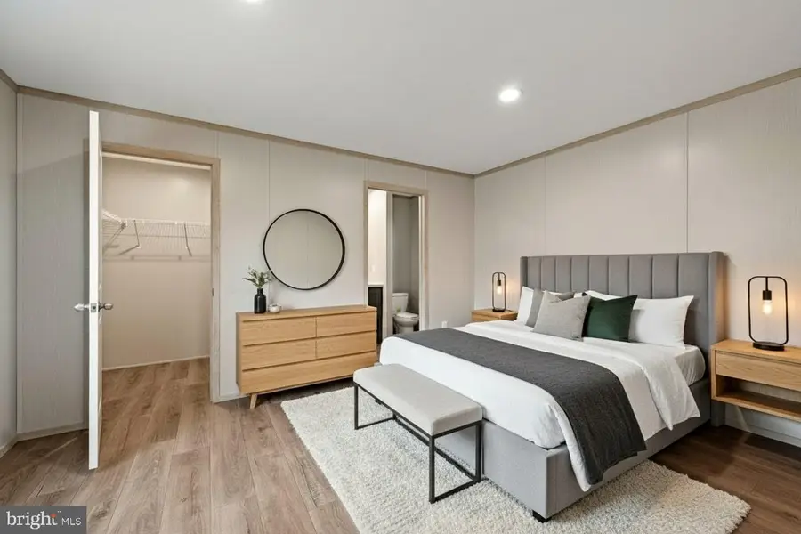 11 Woodland Ln, Mertztown, PA 19539 - Image #2