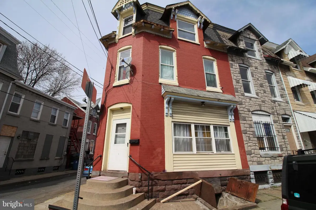 525 Bingaman St, Reading, PA 19602 - Image #1