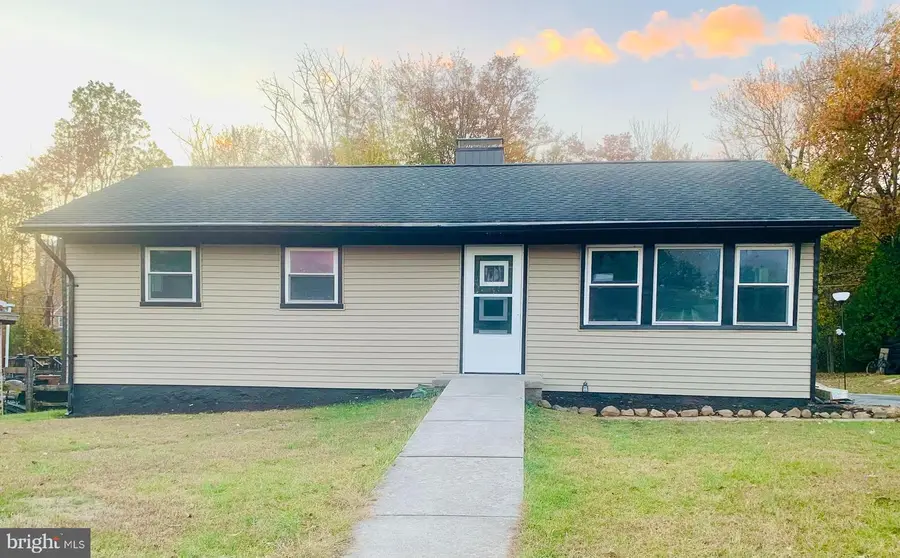 113 Wood Ln, Reading, PA 19606 - Image #2