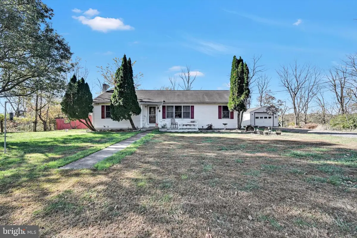 601 W 37th St, Reading, PA 19606 - Image #1