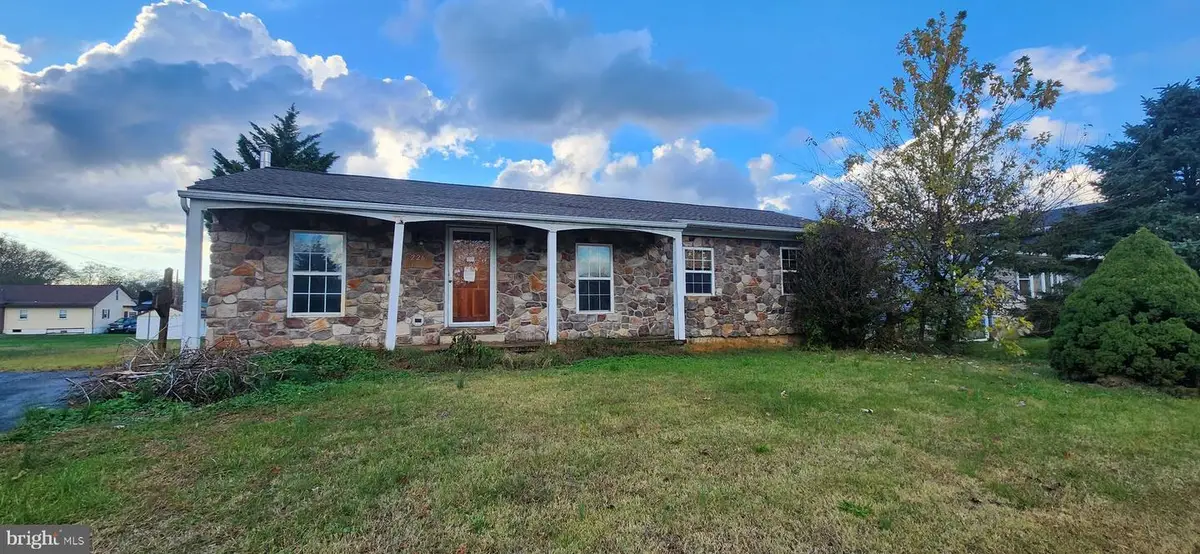 226 Elwyn, Sinking Spring, PA 19608 - Image #1