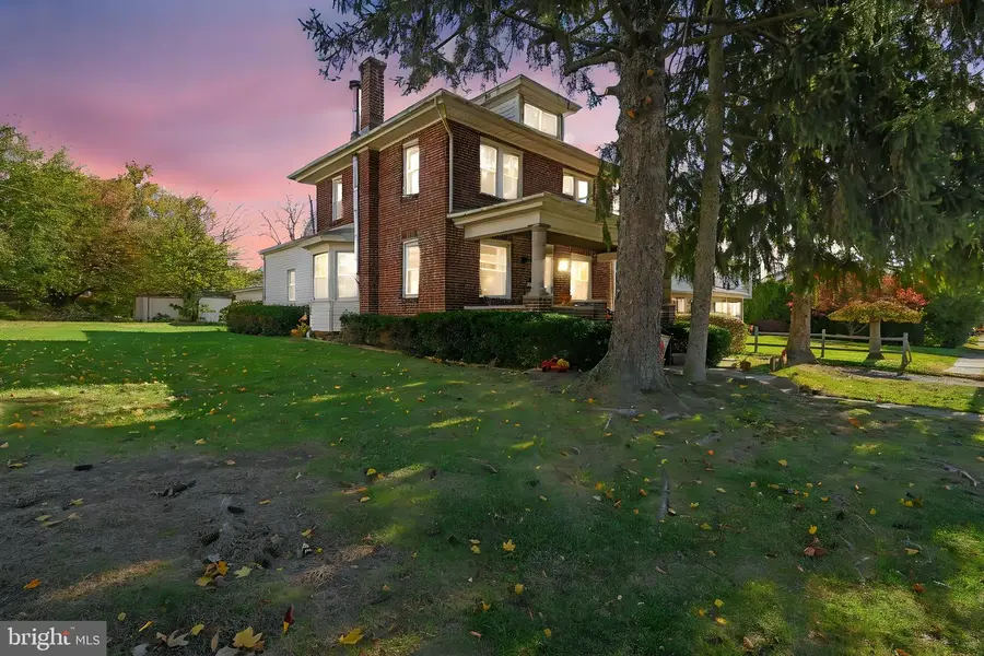 437 Jefferson St, Reading, PA 19605 - Image #2