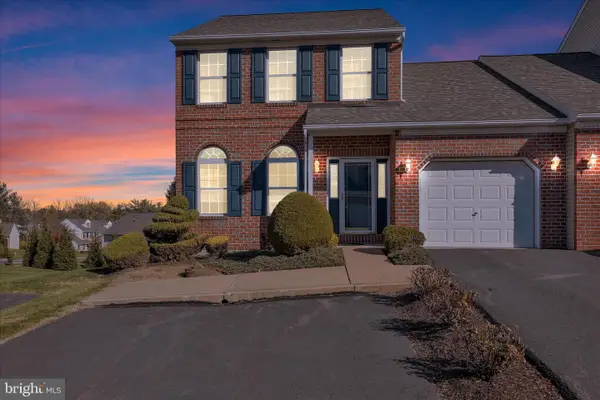 8 Bancroft Ter, READING, PA 19607