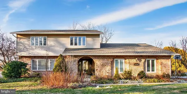 1809 Squire Ct, WYOMISSING, PA 19610