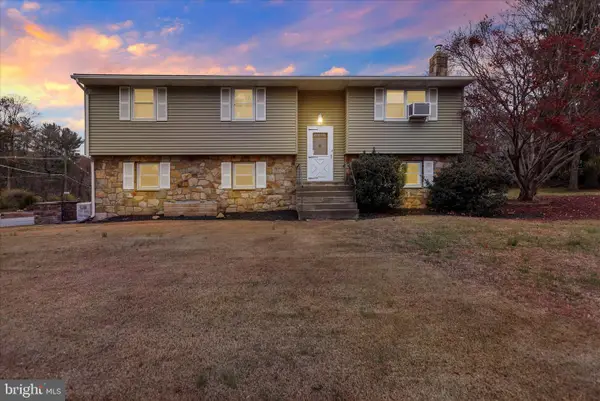 2565 Hill Rd, READING, PA 19606