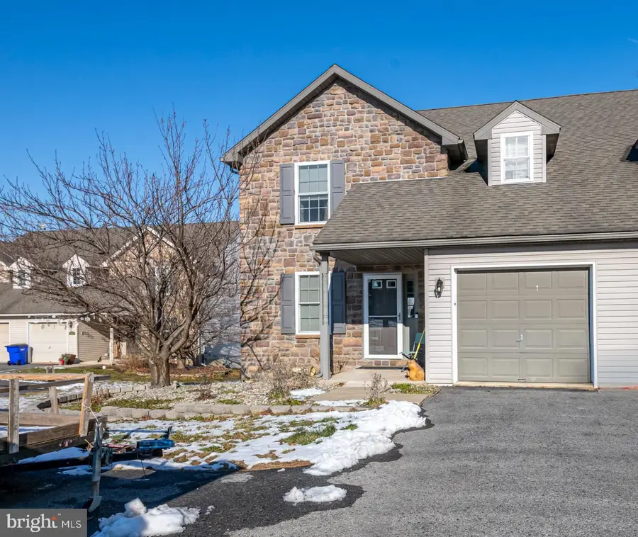 431 Schaeffer Rd, Blandon, PA 19510 - Image #2