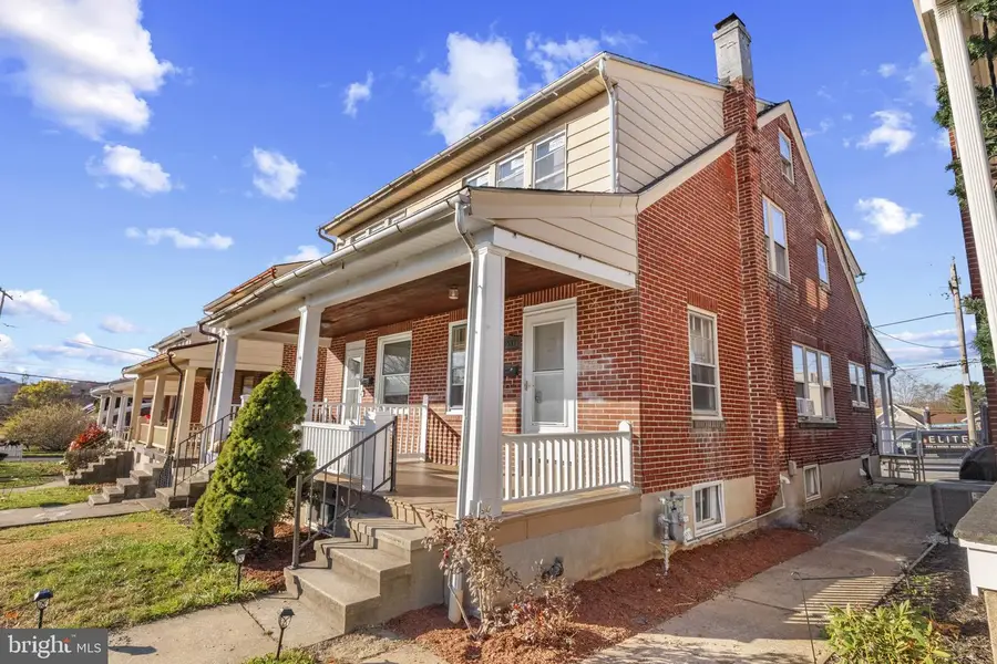 1531 Fayette Ave, Reading, PA 19607 - Image #2