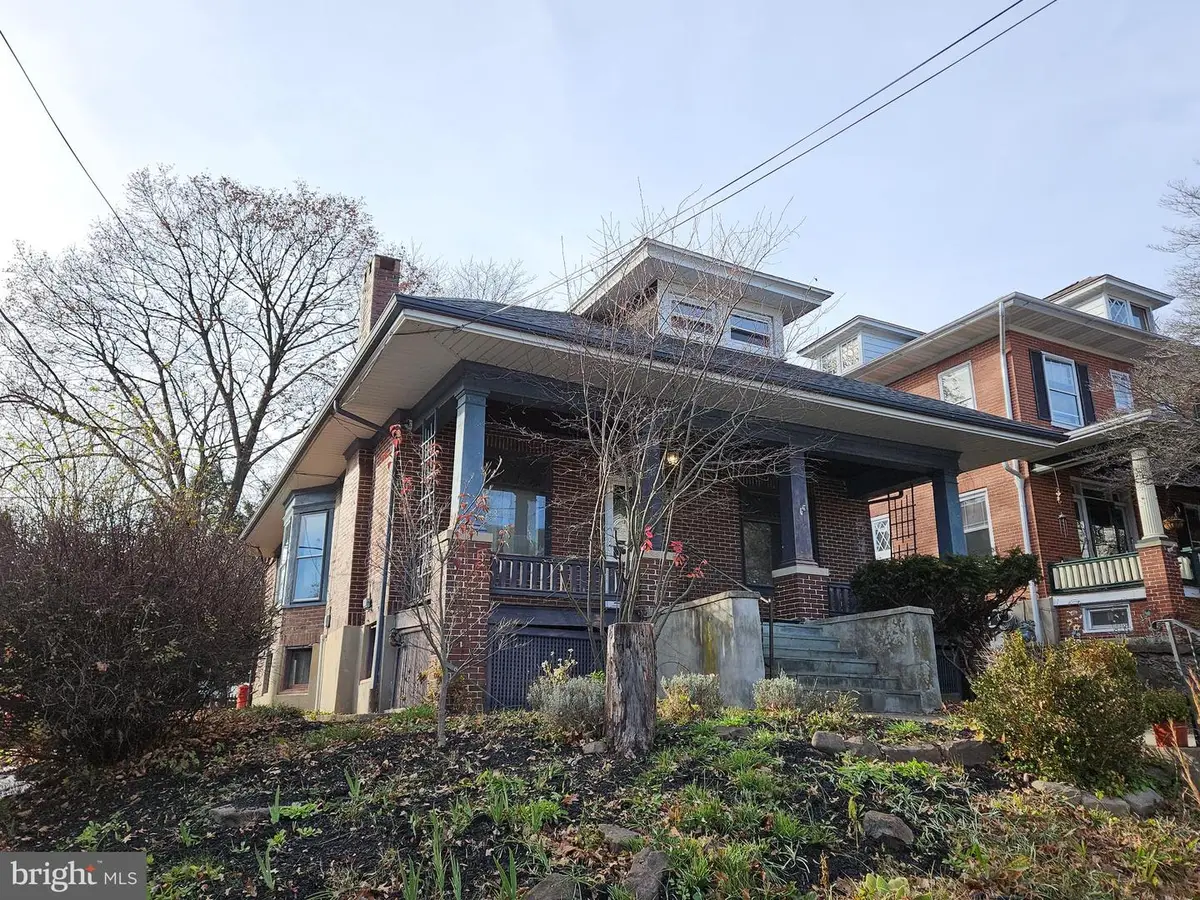 28 N Church St, Mohnton, PA 19540 - Image #1