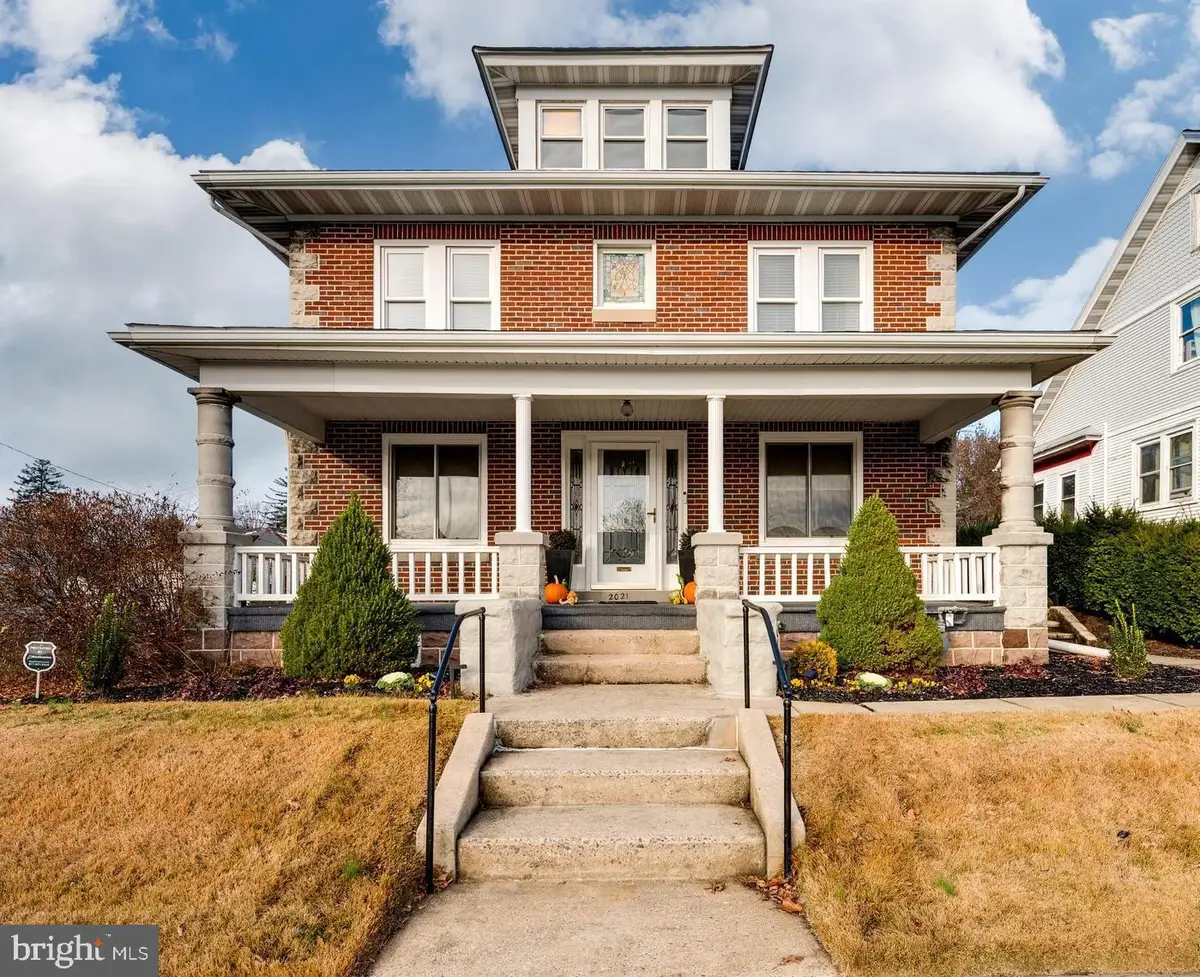 2021 Noble St, Reading, PA 19609 - #1