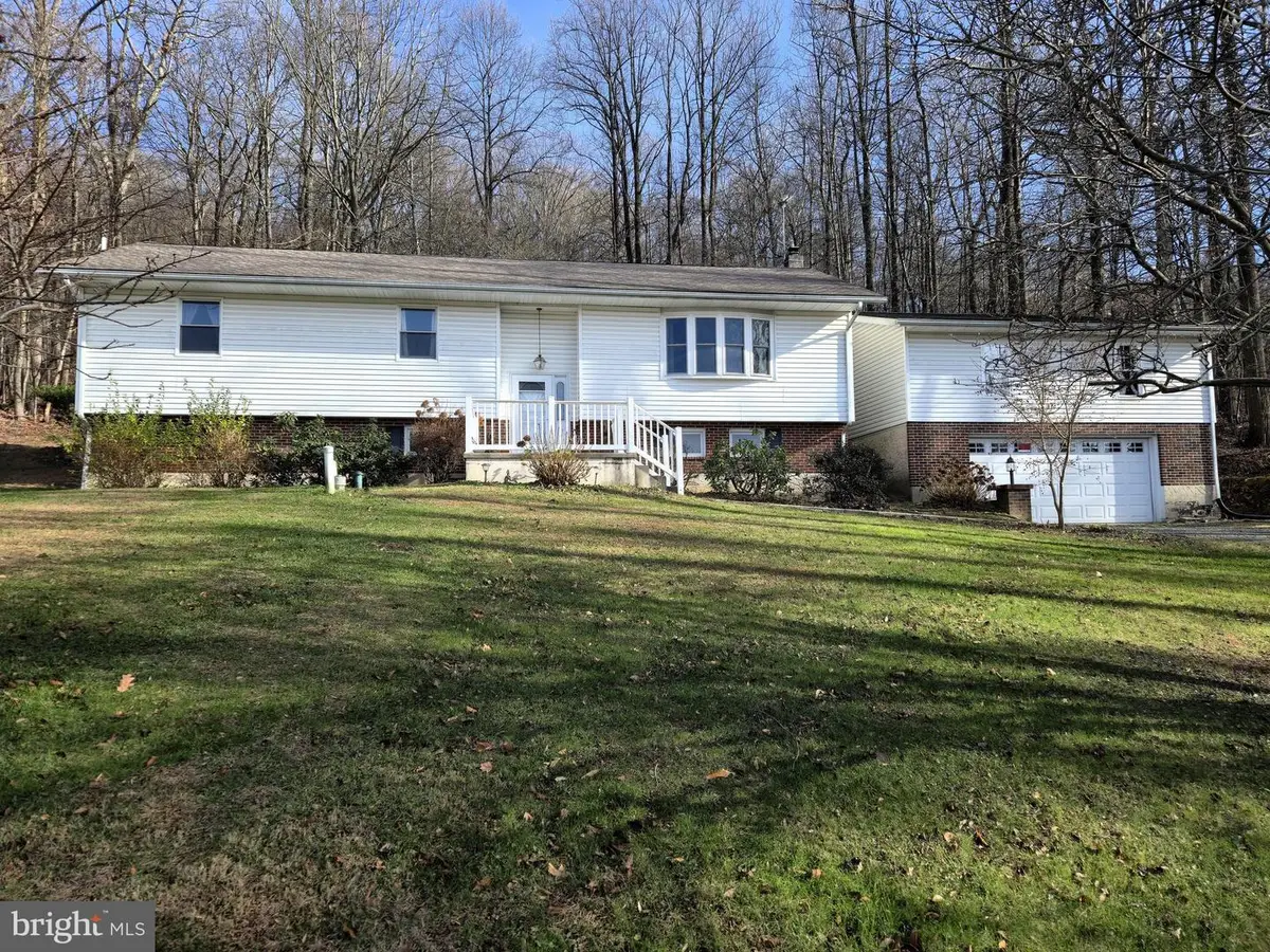 169 Dale Rd, Barto, PA 19504 - Image #1