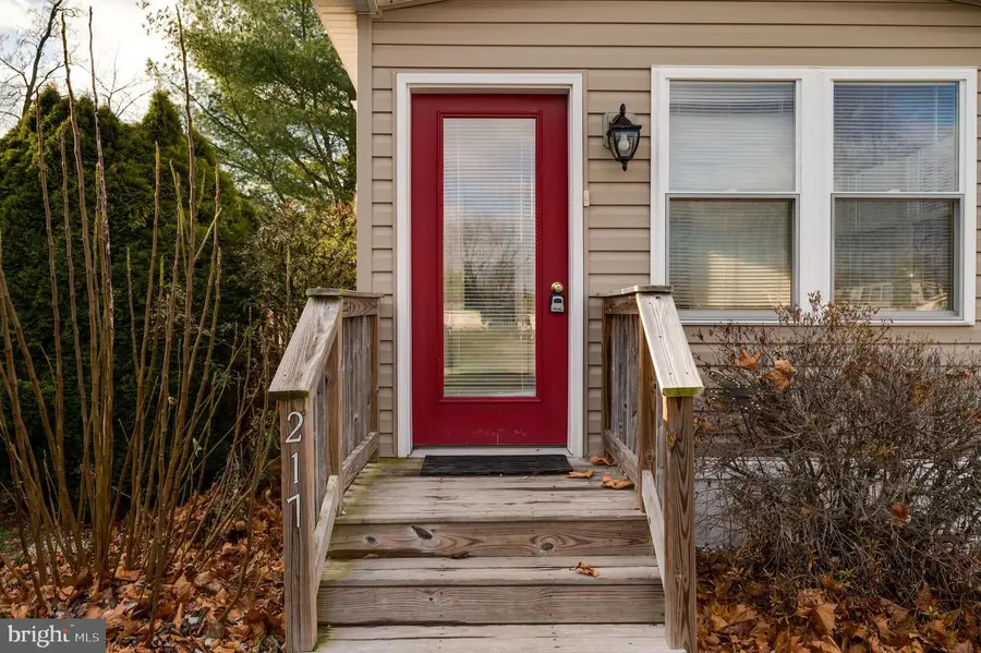 217 Knollwood Ln, Reading, PA 19606 - Image #3