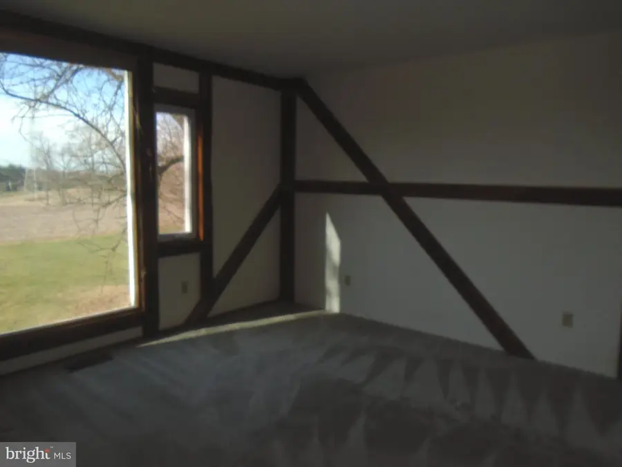 679 Grange Rd, Bernville, PA 19506 - Image #3