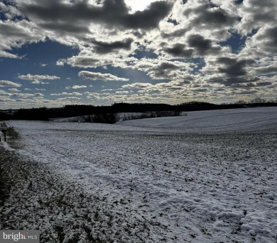 304 Valley Rd, Bernville, PA 19506 - Image #3