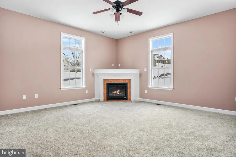 114 Farm View Ct, Douglassville, PA 19518 - Image #3