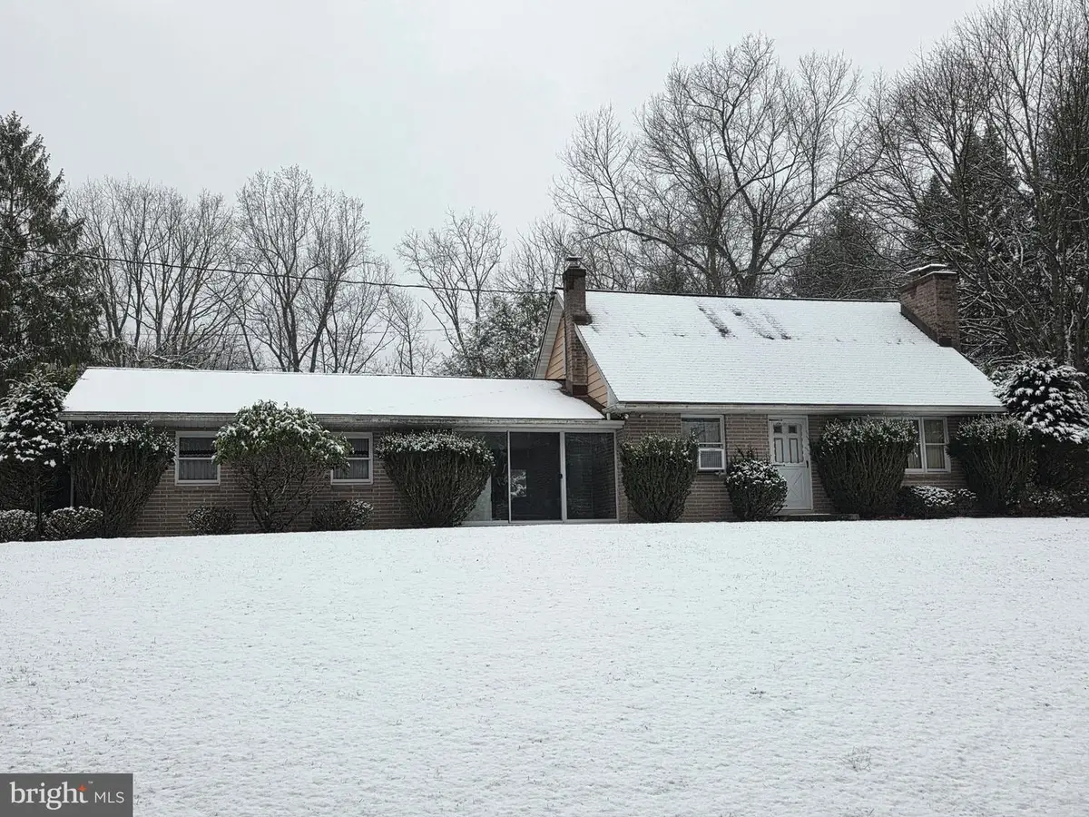 360 Pheasant Rd, Mohnton, PA 19540 - Image #1