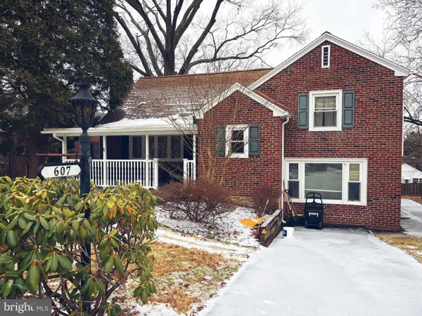 607 N 26th St, READING, PA 19606