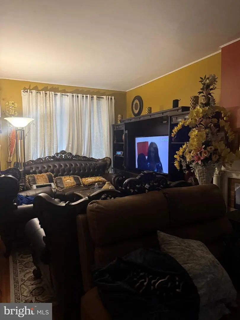 1341 Good St, Reading, PA 19602 - Image #2