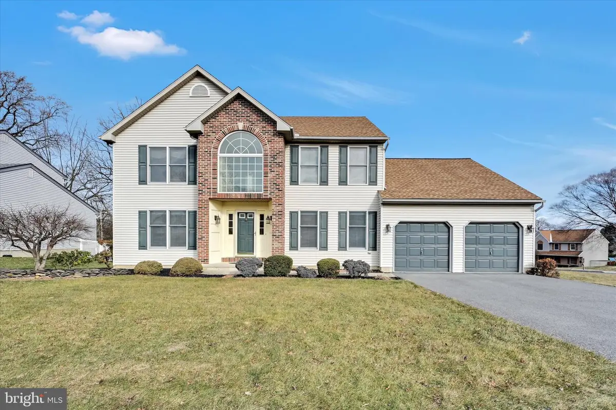 2701 Huyett Dr, Sinking Spring, PA 19608 - Image #1