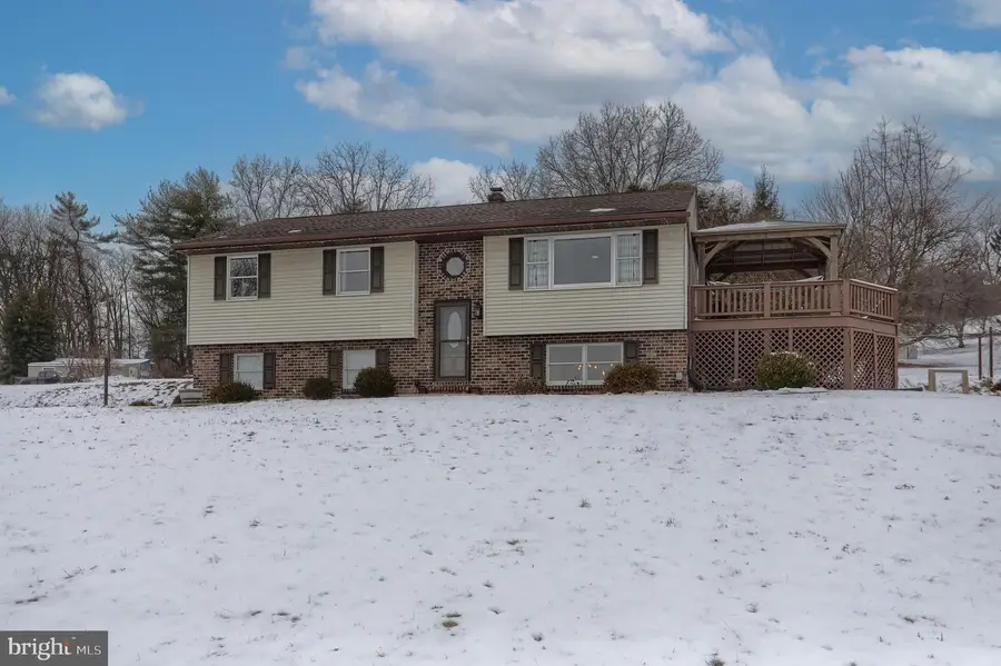121 Mimosa Ln, Leesport, PA 19533 - Image #2