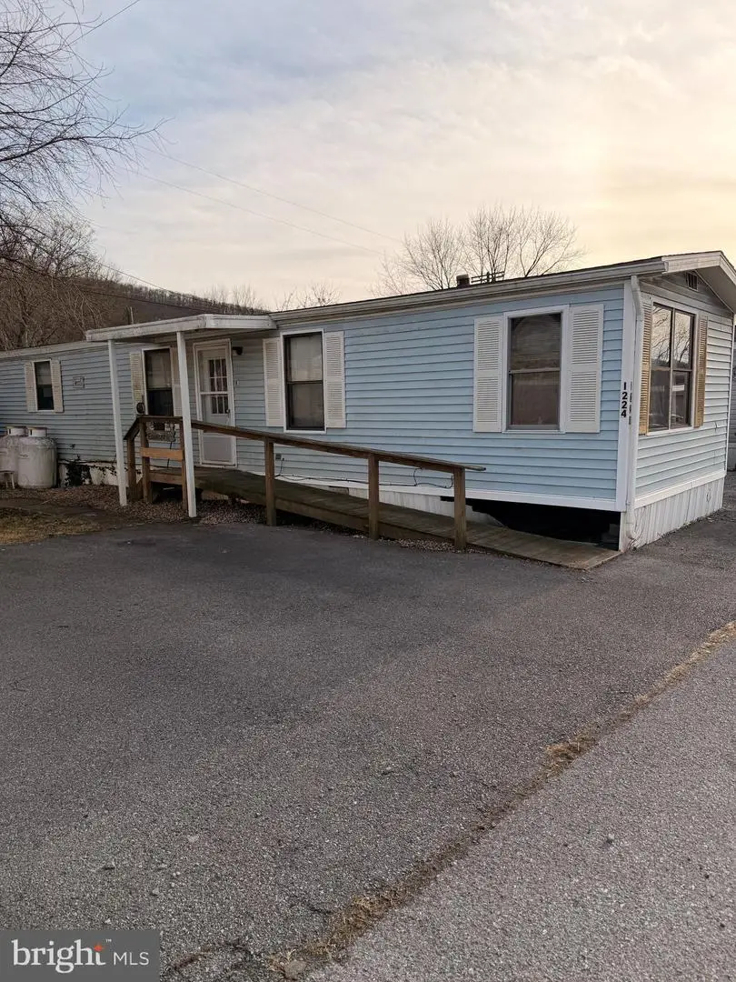 1224 Broadway Ave, Reading, PA 19606 - Image #1