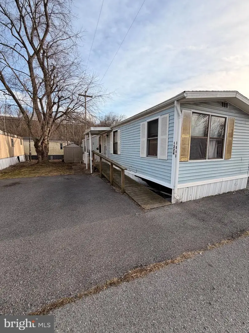 1224 Broadway Ave, Reading, PA 19606 - Image #2